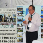 Presidente da Associação dos Guias do Circuito do Turismo religioso, João Gilberto de Oliveira ministrando palestra