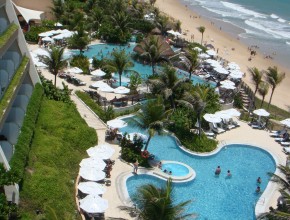 Piscina do SERHS Natal Grand hotel