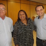 Philippe Landry e Cleide Gomes recebendo o diretor do Procon municipal de Natal, Kleber Fernandes representando o prefeito de Natal, Carlos Eduardo