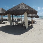 sombra, surf e água e praia linda em frente ao Dom Pedro laguna!