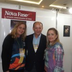 Esta colunista que também assina coluna  na revista Nova Fase com o casal diretor da revista, José Ivaldece e sua Claudete