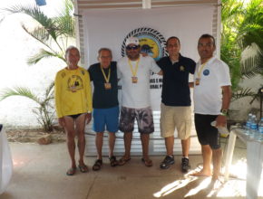 O comandante Marcio Seiner com os premiados